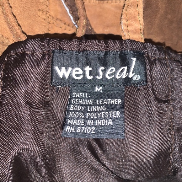 Backless crop top - Picture 4 of 4